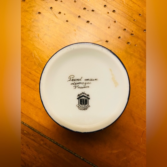 VINTAGE LIMOGES BOX ~ MOON 🌙 & Stars ⭐️ - Picture 5 of 5